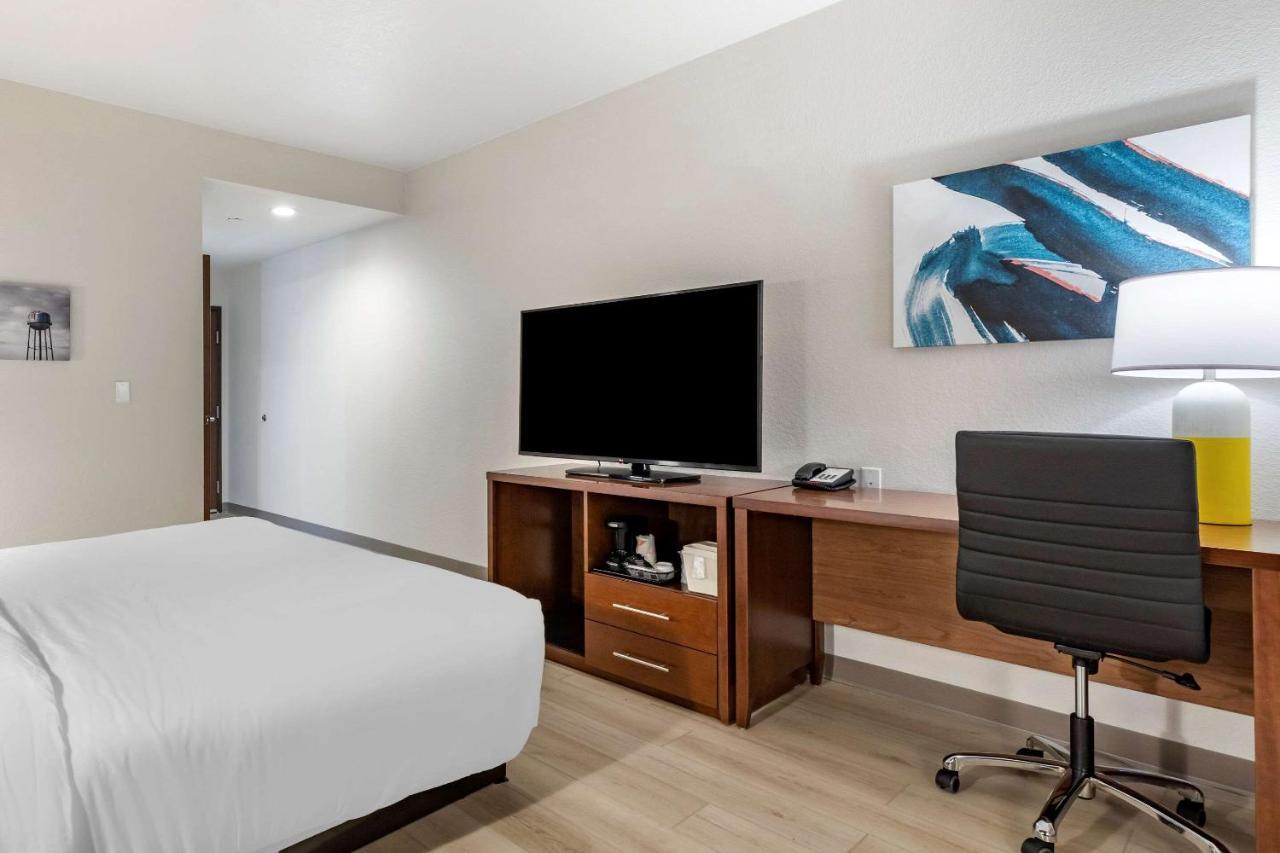 Comfort Inn & Suites Bennett Strasburg Εξωτερικό φωτογραφία
