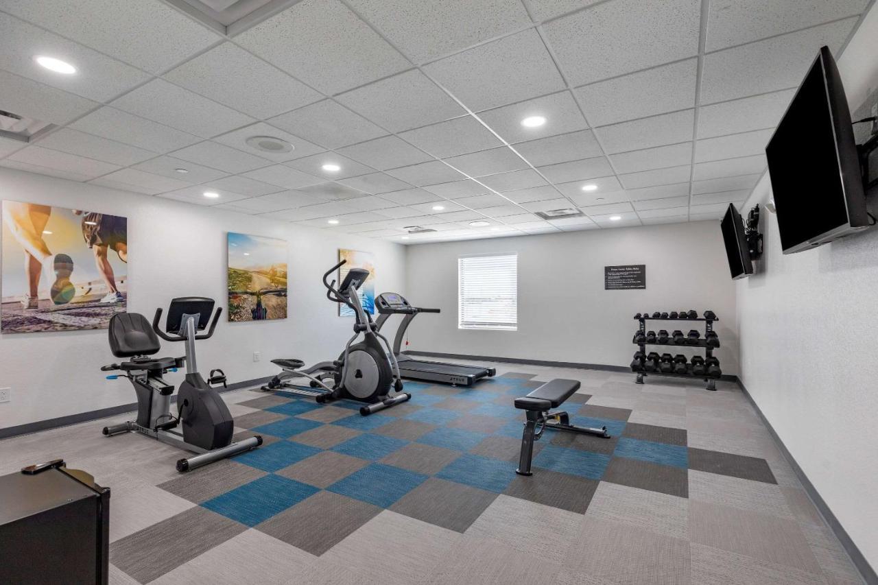 Comfort Inn & Suites Bennett Strasburg Εξωτερικό φωτογραφία